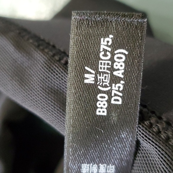 VICTORIA SPORT bra, black with big pink letters. Size medium. Excellent - Picture 10 of 11